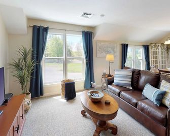 1 Bdrm Pet friendly Rental/ Walkable to Village - Skaneateles - Huiskamer