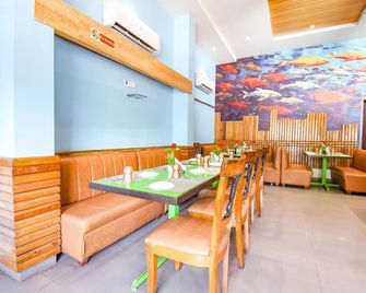 OYO 10677 Hotel Monarch Guestline - Pimpri - Chinchwad - Restaurace