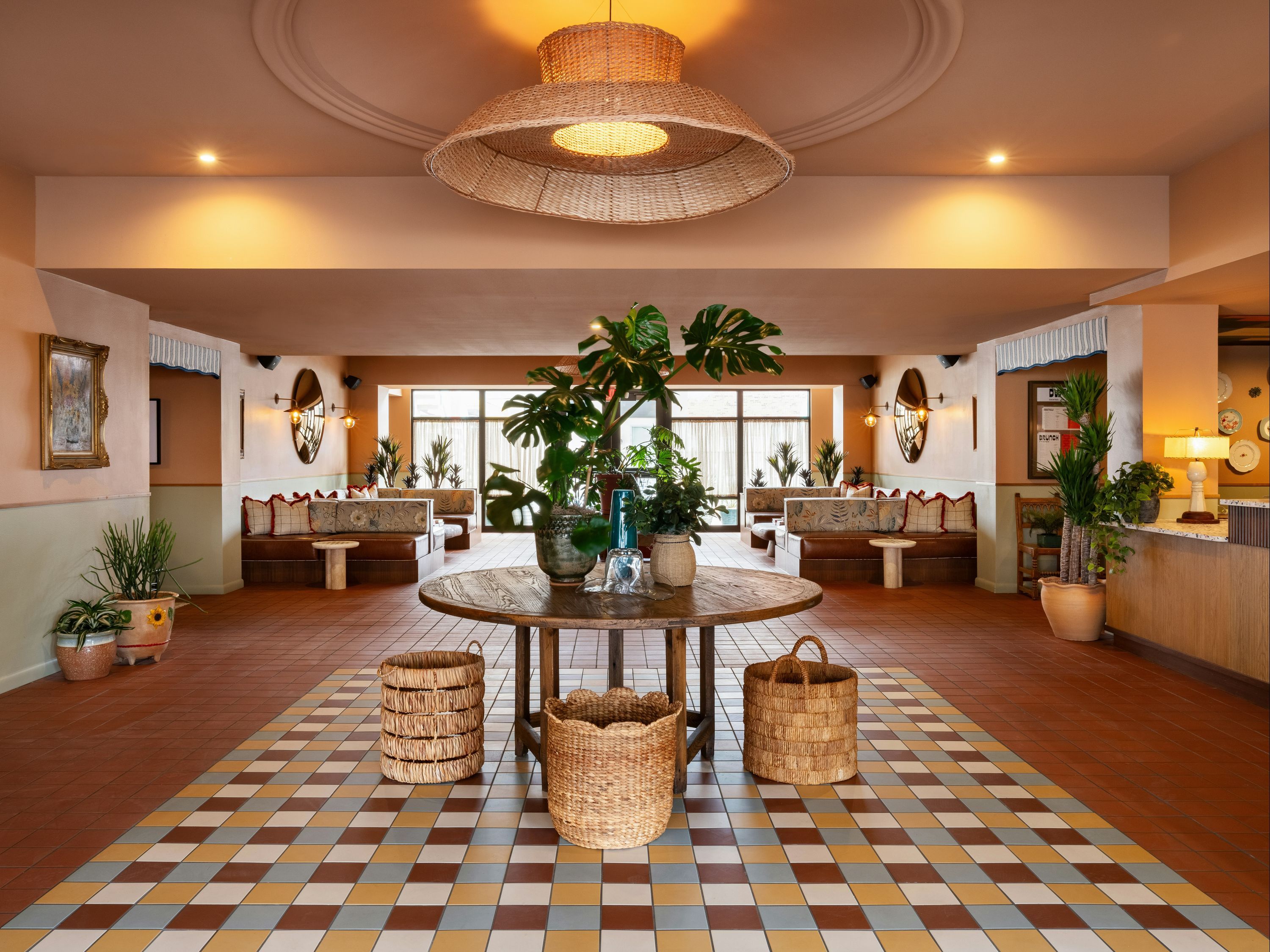 Arrive Albuquerque - אלבקורקי - לובי