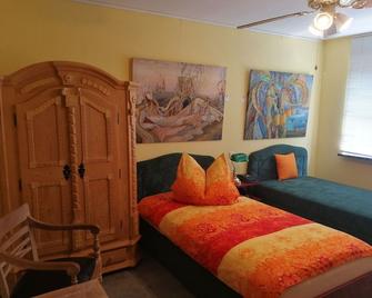 Felixanum Hotel & Galerie - Isernhagen - Slaapkamer