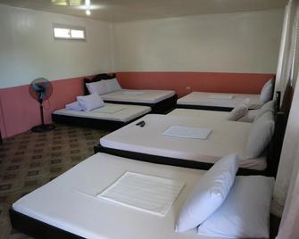 Jamjens Lodge - Baler - Habitación