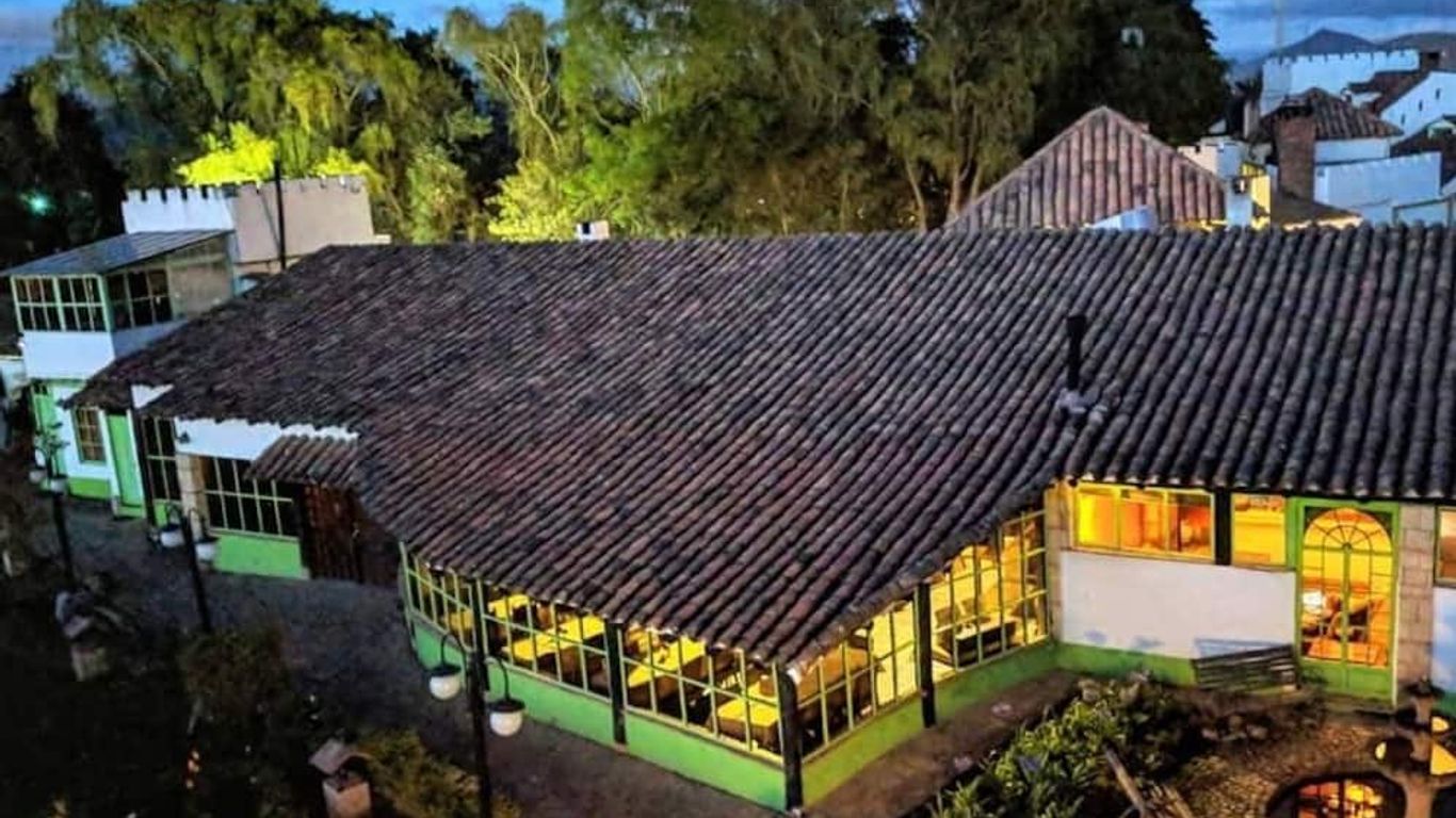 بوسادا كافي لا أويرتا