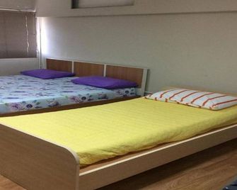 Room-thailand Taxi&apartment Hostel, air - Amphoe Pak Kret - Slaapkamer