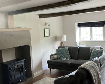 Duck Cottage - Cosy Cottage - Central Location - Haworth - Living room