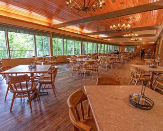 Natural Bridge State Resort Park - Slade - Restaurante