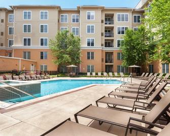 The Highlands at Morristown Station - Morristown - Pool
