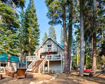 Quiet Updated Mountain Home Near Lakes, Trails, and Slopes - Soda Springs - Building