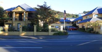 Alhambra Oaks Motor Lodge - Dunedin - Building