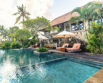 Radha Phala Resort & Spa - Ubud - Piscina