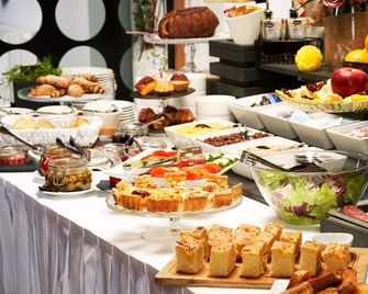 Art Hotel Like - Zagreb - Buffet