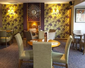 Premier Inn Widnes - Widnes - Ресторан