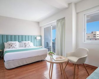 Hotel Costa Málaga - Adults Recommended - by Pierre & Vacances - Torremolinos - Camera da letto