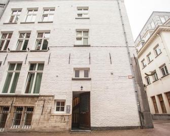 Luxury Suites Riverside Residence - Antwerp - Building