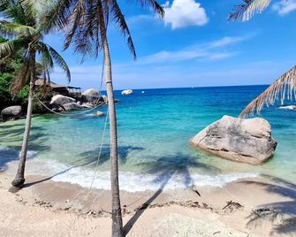 Charm Churee Villa - Ko Tao - Plaj