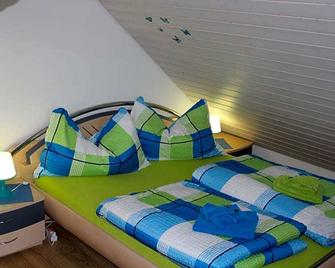Schlicht & einfach Traumhaft - Unterkulm - Slaapkamer