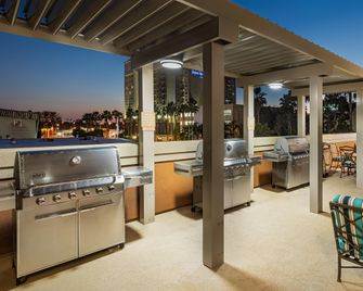 Candlewood Suites Anaheim - Resort Area - Anaheim - Edifício