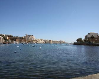 Apartment in Marsascala with Sea views - Marsaskala - Beach