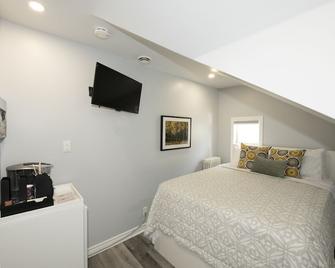 Serene Niagara Inn - Niagara Falls - Habitación