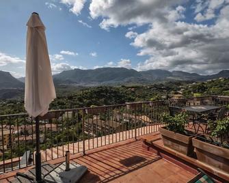 Casa Rossa - Monreale - Balcony