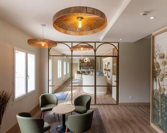 Domaine de la Courbe Hôtel & Spa - Le Lude - Lobby