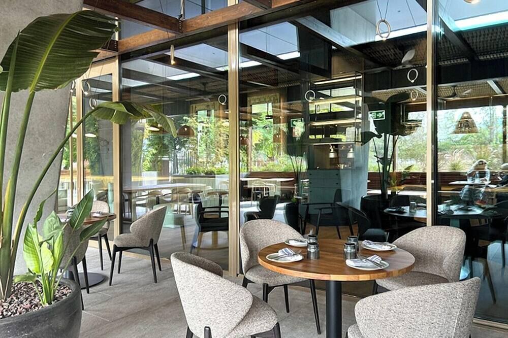 Hotel Sb Win 4 Sup thumbnail 2