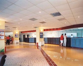 Hotel Ambassador - Golden Sands - Front desk