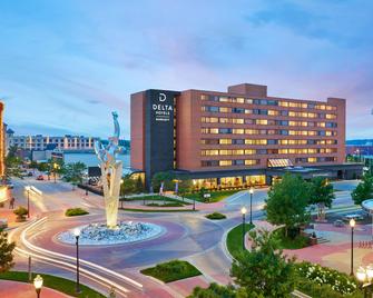 Delta Hotels by Marriott Muskegon Convention Center - Muskegon - Building