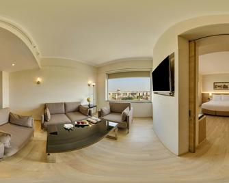 فيرفيلد باي ماريوت لاكناو - لكناو - غرفة معيشة