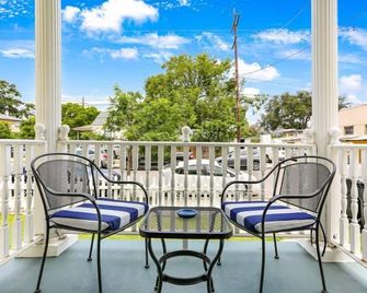 Uptown Spacious 4bd/3ba With Historic Charm - Nueva Orleans - Balcón