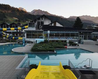 Sporthotel Royer - שלאדמינג - בריכה