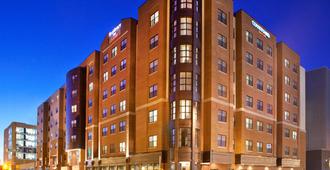 Courtyard by Marriott Syracuse Downtown at Armory Square - Syracuse - Κτίριο