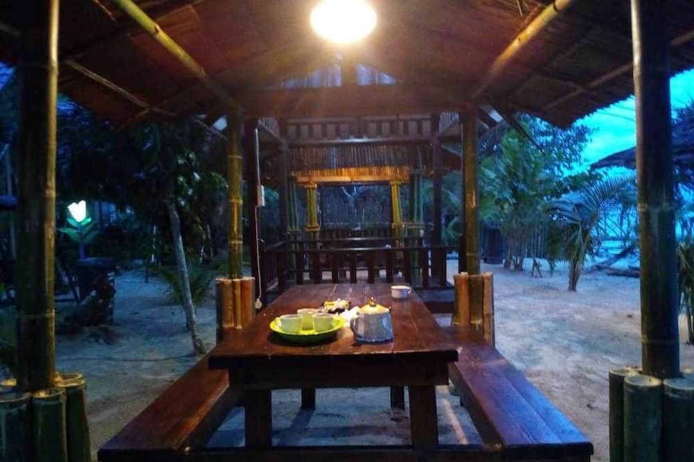 Andau Homestay - Waisai - Restaurante