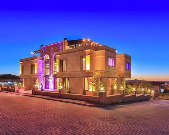 Noble Crown Stone House Cappadocia - Uchisar - Edificio