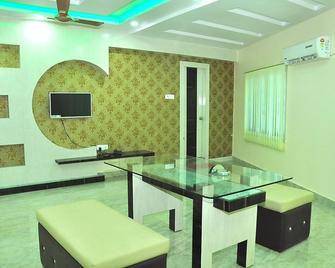 Hotel Muskan Palace - Pākaur - Comedor