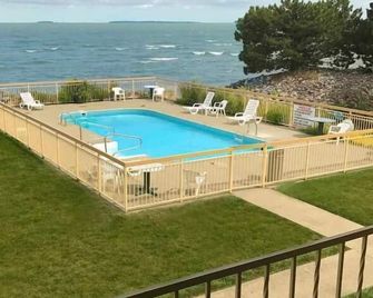 Clinton Inn And Suites - Port Clinton