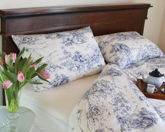 Podere Castagne - Mezzane di Sotto - Bedroom