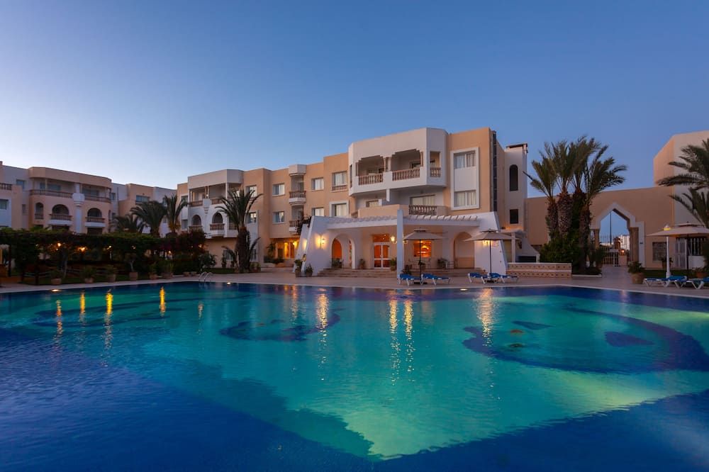 Le Corail Apart'Hotel & Splash Park - חמאמט - בריכה