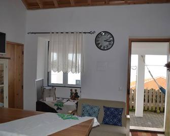 Casinha de Muda da Feteira - Angra do Heroísmo - Schlafzimmer