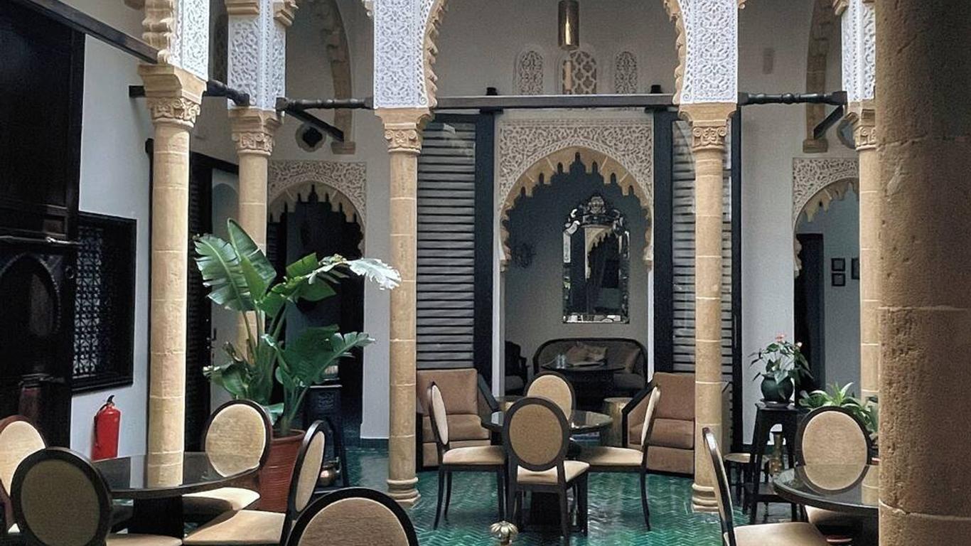 Riad Azahra