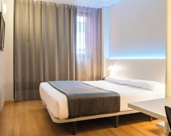 Vértice Roomspace Madrid - מדריד