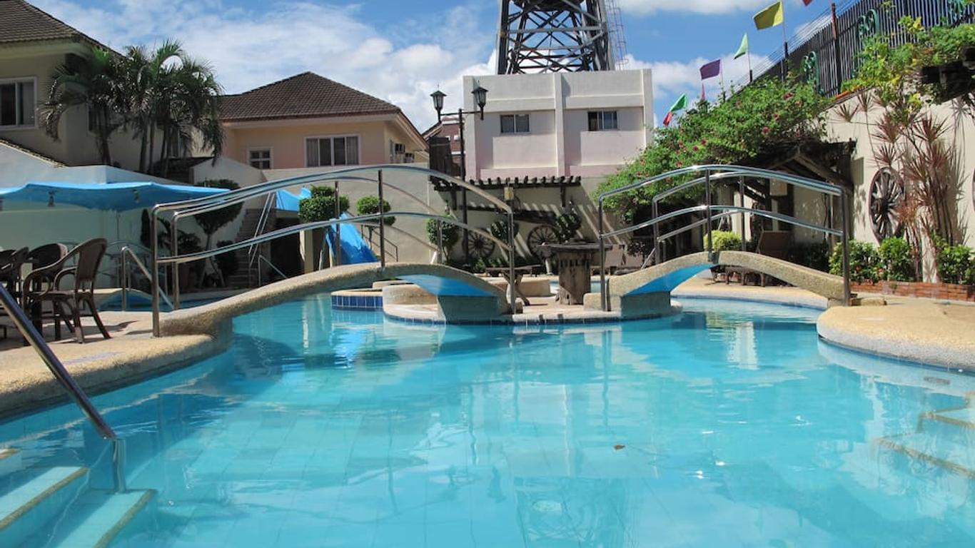 Crown Regency Suites Mactan