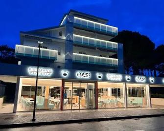 Hotel Oasi - Lignano Sabbiadoro - Building