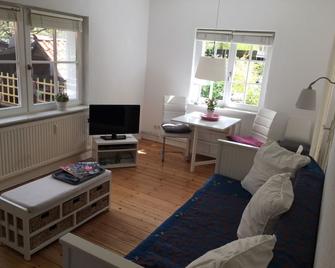 Apartment Base - Hamburgo - Sala de estar