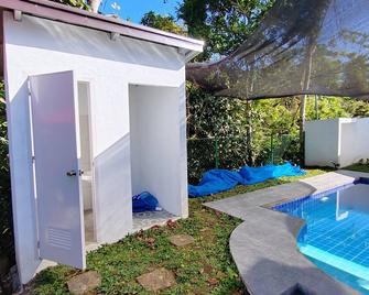 Vacation house for rent in Silang Cavite - with Private Pool - Silang - Pool