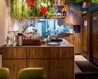Metroplace Olympic Hotel - Hong Kong - Kitchen
