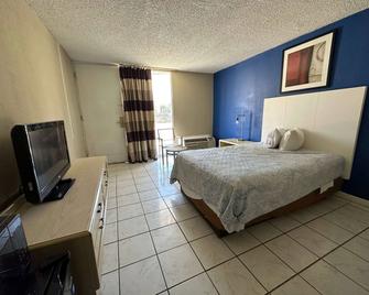 Travelodge by Wyndham Lumberton - Lumberton - Makuuhuone