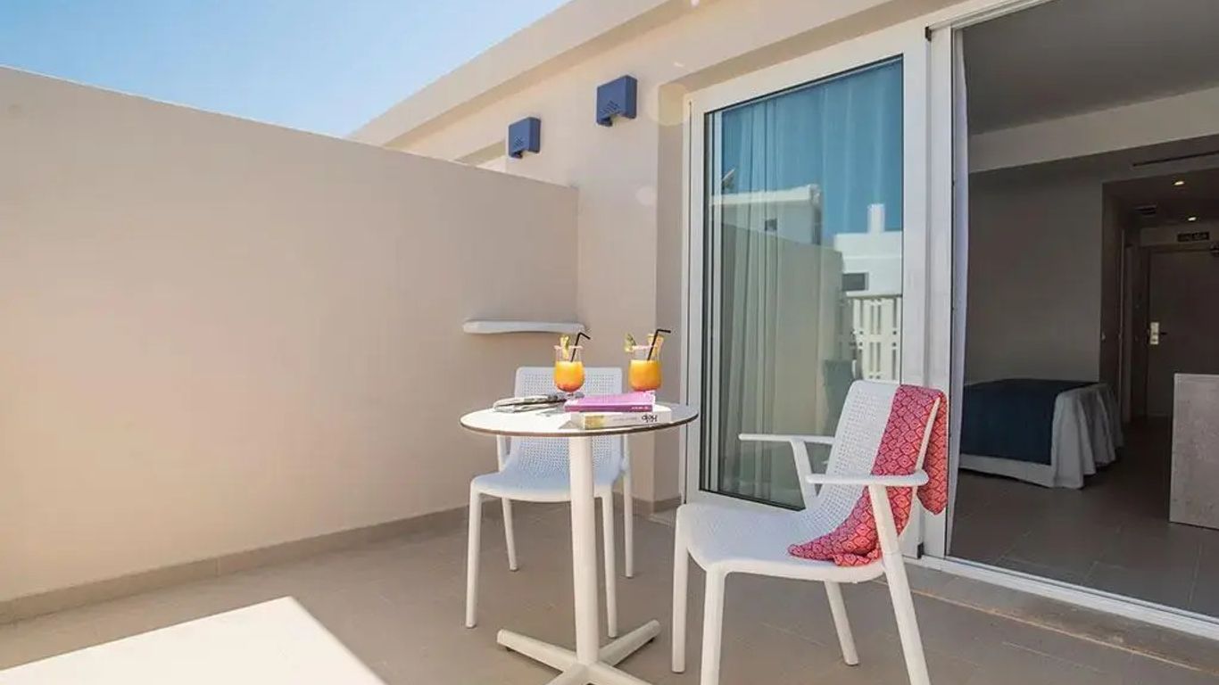 Hotel Voramar - Emar Hotels