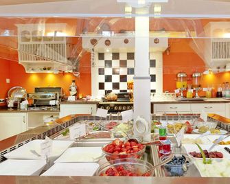 Hotel Villa Monte Vino - פוטסדאם - בופה