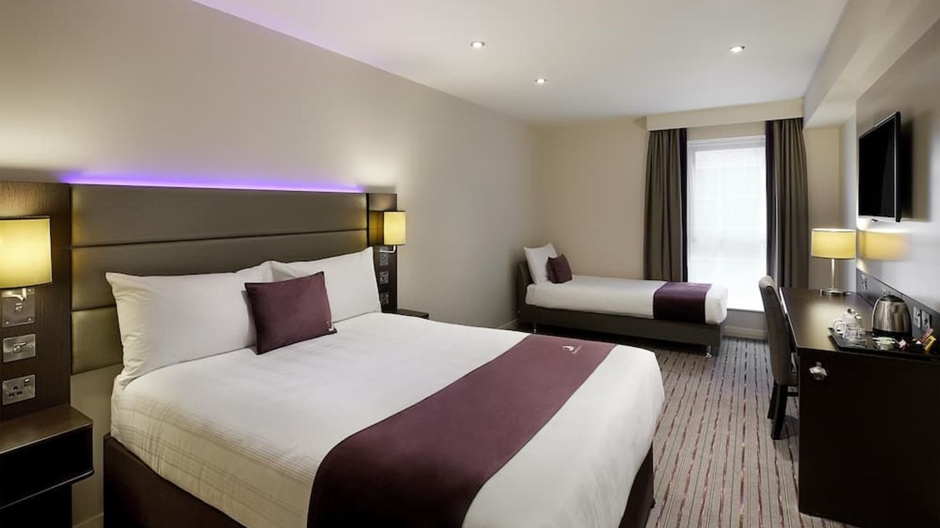 Premier Inn Falkirk East