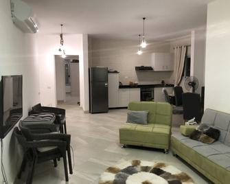 Ein Bay Appartment - Ain Sokhna - Salon